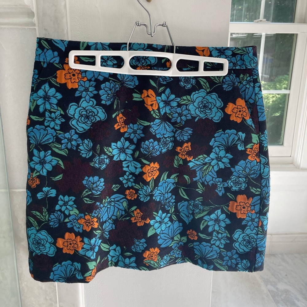 Loft Size 6 Floral Pencil Skirt